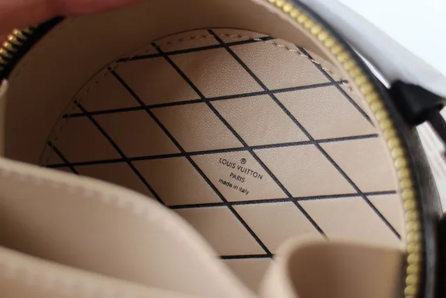 लुई विटन Boîte Chapeau गोल भूरा Monogram Canvas टोट बैग 2