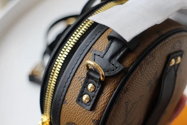 लुई विटन Boîte Chapeau गोल भूरा Monogram Canvas टोट बैग 8