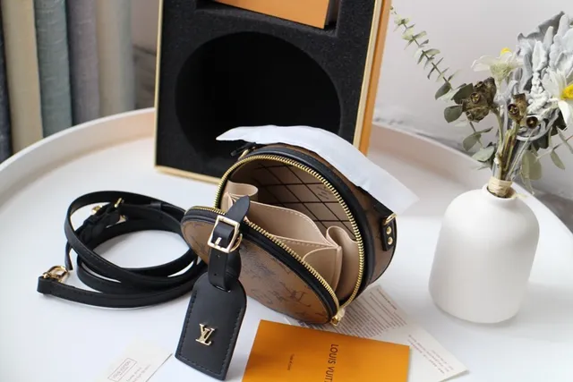 लुई विटन Boîte Chapeau गोल भूरा Monogram Canvas टोट बैग 9