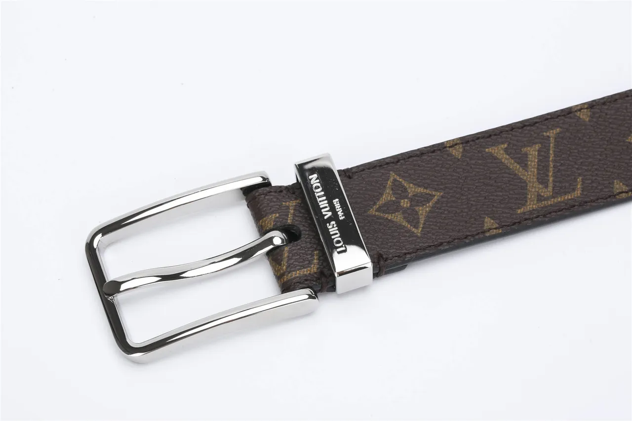 Louis Vuitton Brown Gold Monogram Canvas Reversible Design Leather Belt 8