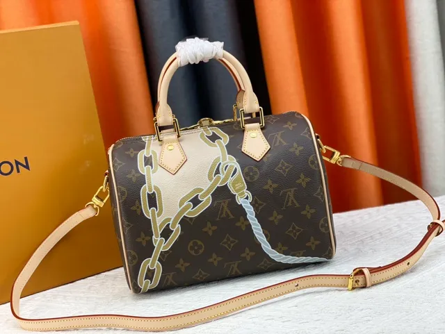 Louis Vuitton Sac Boston Marron Rose Monogramme Toile Peint Motif Chaîne et Corde 4