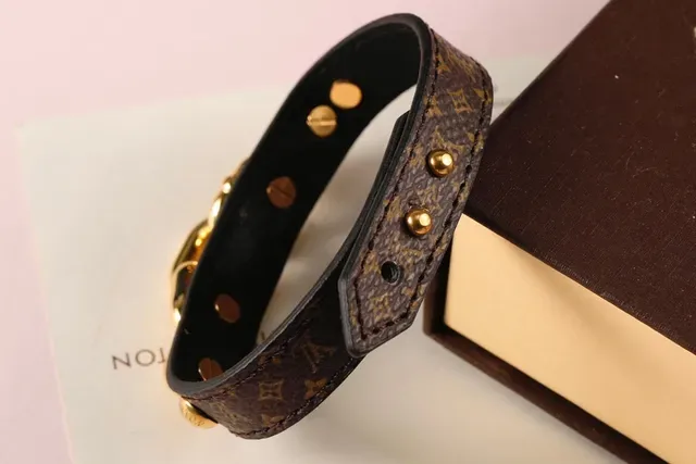 Louis Vuitton Pulseira Corrente Marrom Dourado Monogram Lona Forro Couro Preto 4