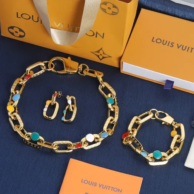 Louis Vuitton Chain Reaction Gold Multicolor Chunky Enamel-Accented Bracelet 1