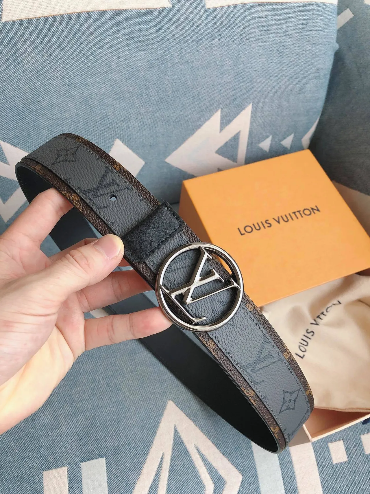 Louis Vuitton Circle Belt Gray Monogram Eclipse Leather Belt 6