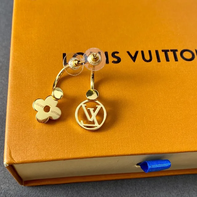 Louis Vuitton Boucles d'oreilles motif monogramme rond et fleur en ton doré 2