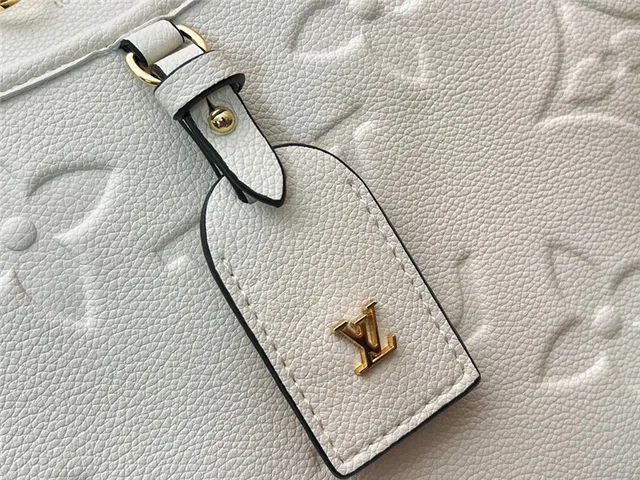 Sac Boston cuir Louis Vuitton Dauphine noir monogramme embossé 6