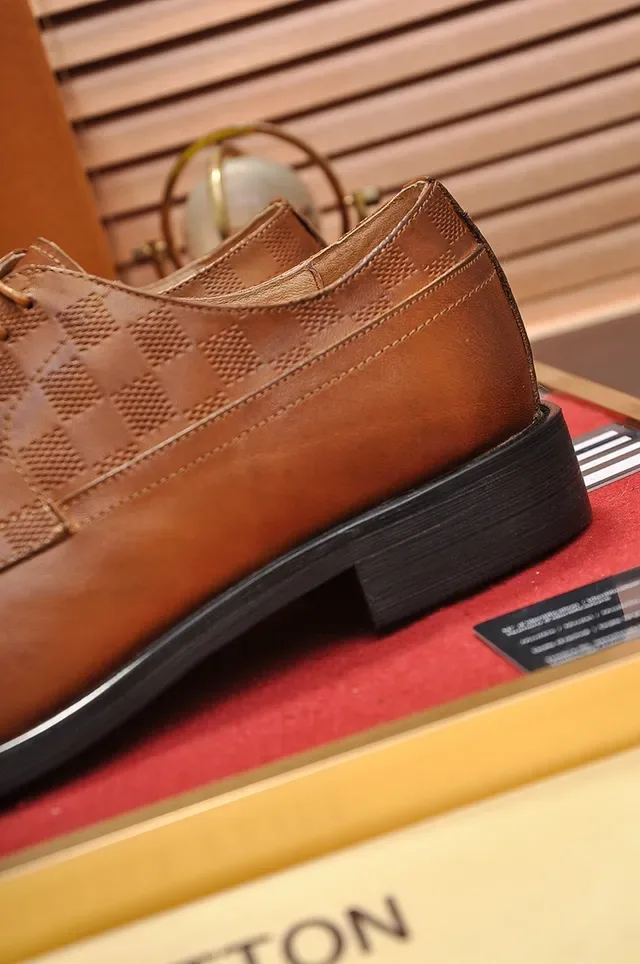 Louis Vuitton Chaussures Oxford Cuir Tan Damier Embossé 2