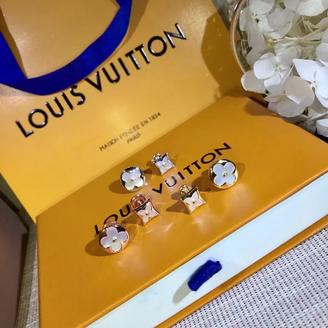 Louis Vuitton Brincos Motivo Floral Flores Rosa Vermelho Acabamento Esmalte 2