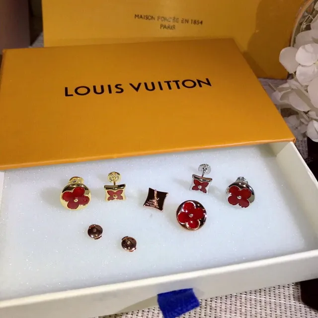 Louis Vuitton Brincos Motivo Floral Flores Rosa Vermelho Acabamento Esmalte 4