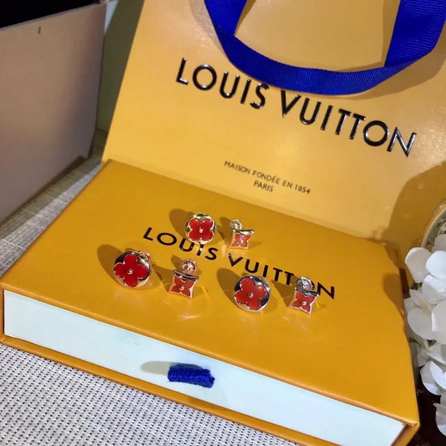 Louis Vuitton Brincos Motivo Floral Flores Rosa Vermelho Acabamento Esmalte 8
