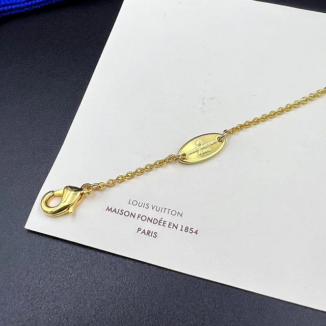 Louis Vuitton সোনার চেইন Interlocking LV মনোগ্রাম পেন্ডেন্ট নেকলেস 8