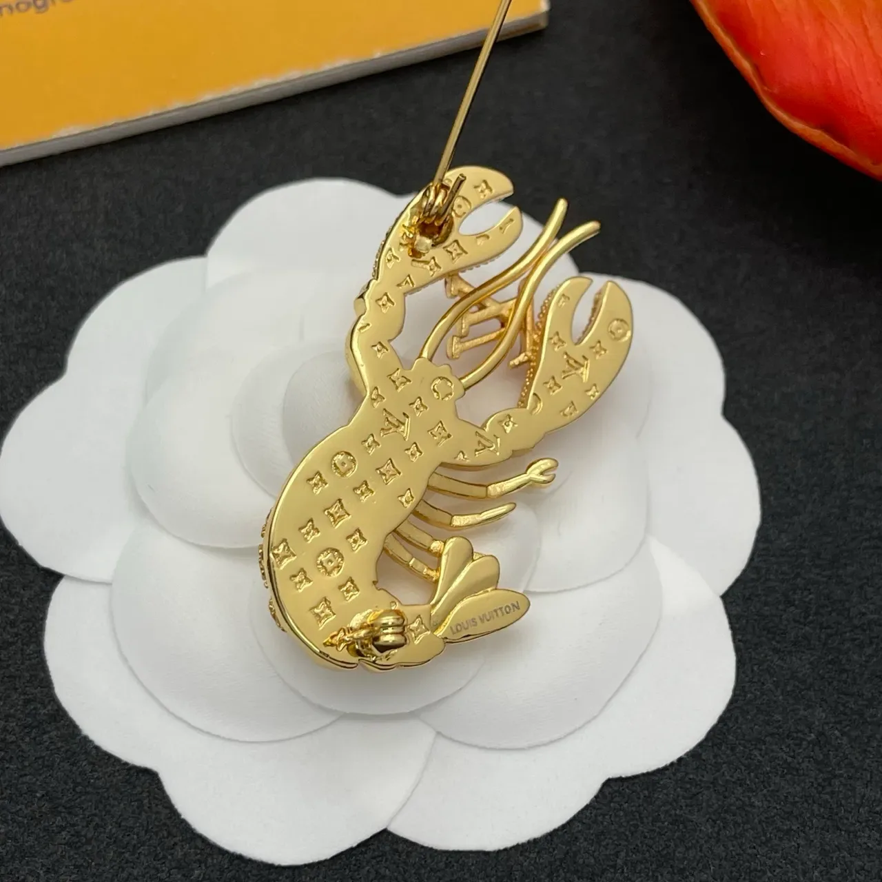 Louis Vuitton Gold Red Lobster-Shaped Pavé-Crystal-Encrusted Brooch 2