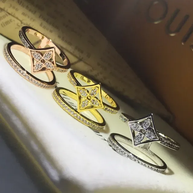 Louis Vuitton خاتم ماس باڤيه ذهبي فضي وردي 4