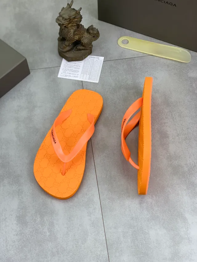 Louis Vuitton Green Orange Molded Monogram Pattern Rubber Construction Slippers 10