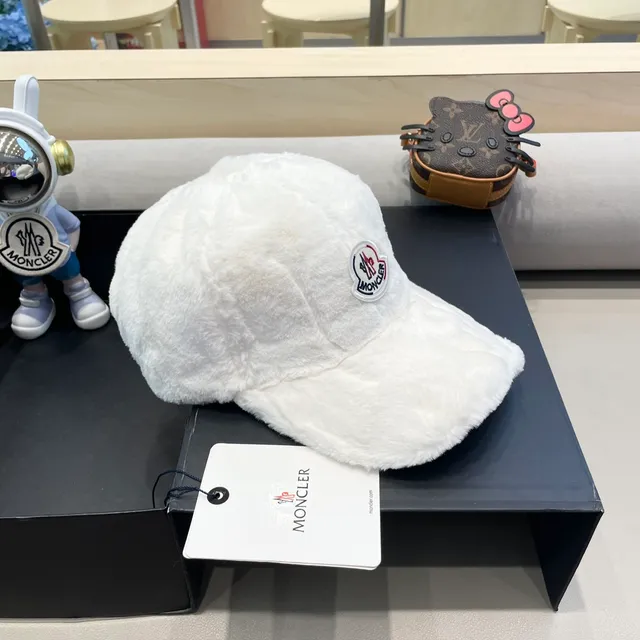 Louis Vuitton Hello Kitty Monogram 迷你水桶包 4
