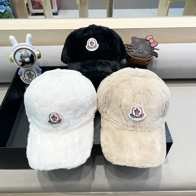 Louis Vuitton Hello Kitty Monogram 迷你水桶包 6