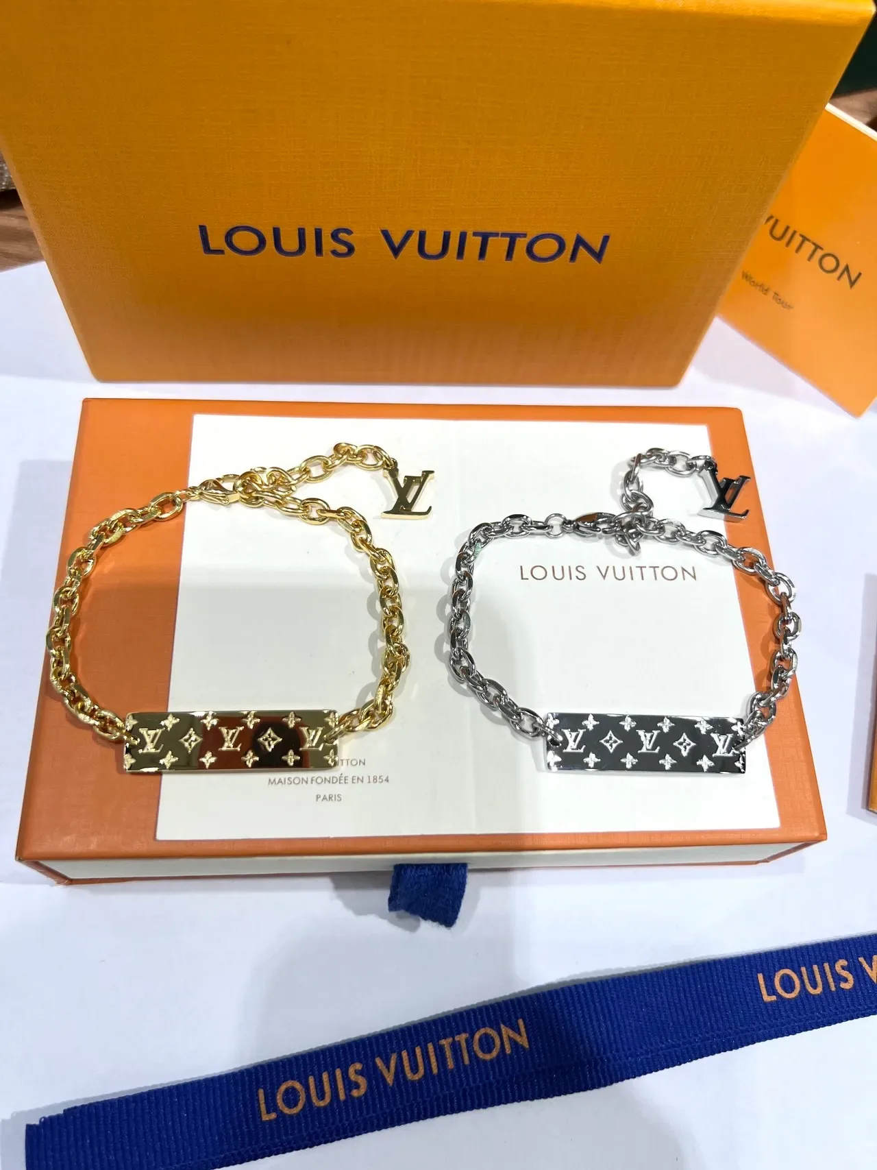 Louis Vuitton Iconic Monogram Gold-Tone Chain Bracelet 5