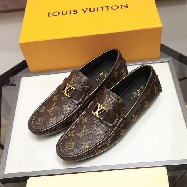 Louis Vuitton Mocassin Marron Doré Toile Monogramme LV Boucle Mocassin 8