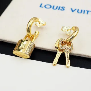 Louis Vuitton Lock and Key Pavé Crystal Gold أقراط