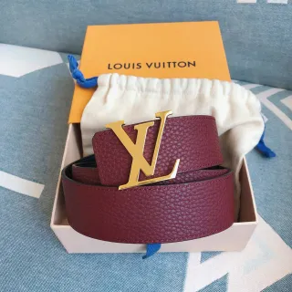Louis Vuitton LV Belt Burdeos Cuero granulado Hebilla tono dorado Cinturón de cuero