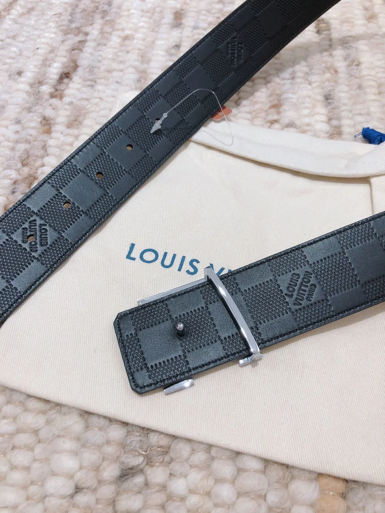 Louis Vuitton LV Ceinture Blanc et Gris Damier Cuir 2