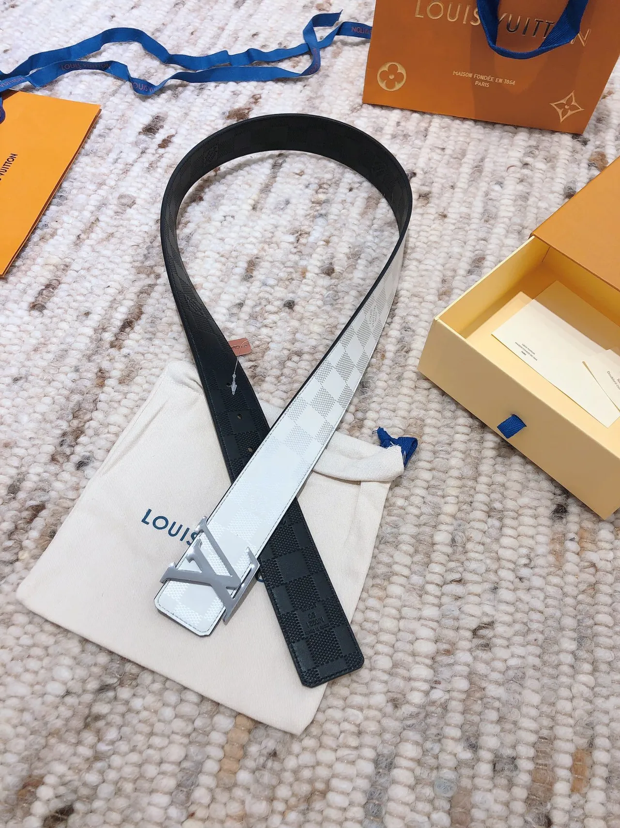 Louis Vuitton LV Ceinture Blanc et Gris Damier Cuir 4