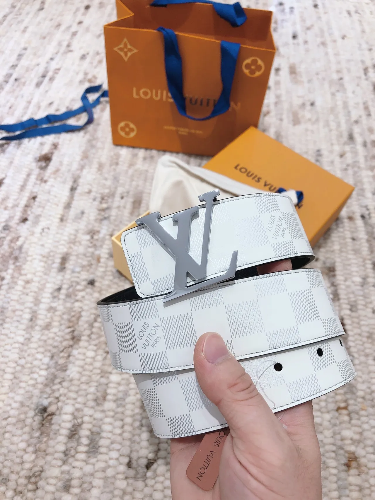 Louis Vuitton LV Ceinture Blanc et Gris Damier Cuir 5