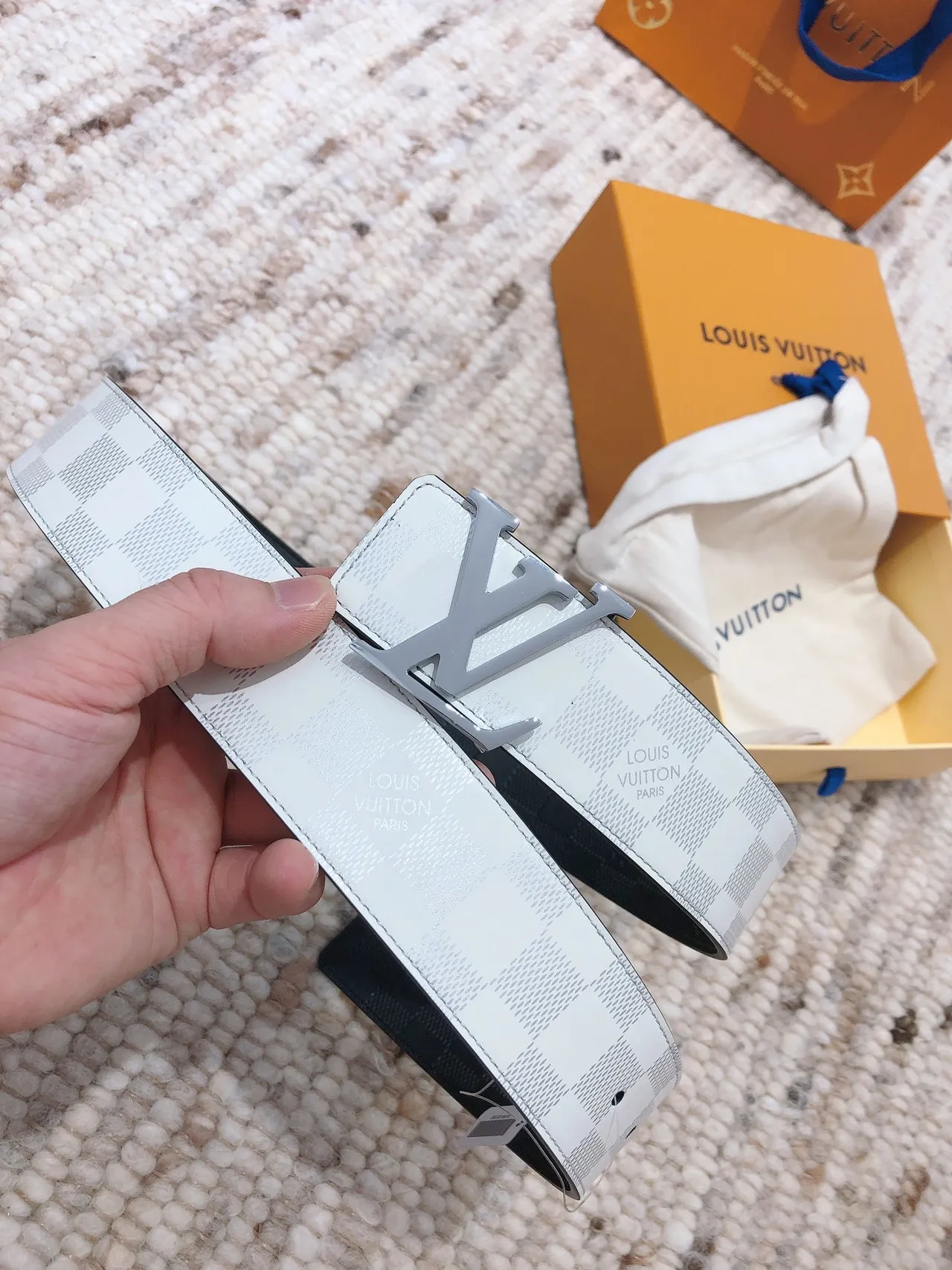 Louis Vuitton LV Ceinture Blanc et Gris Damier Cuir 7