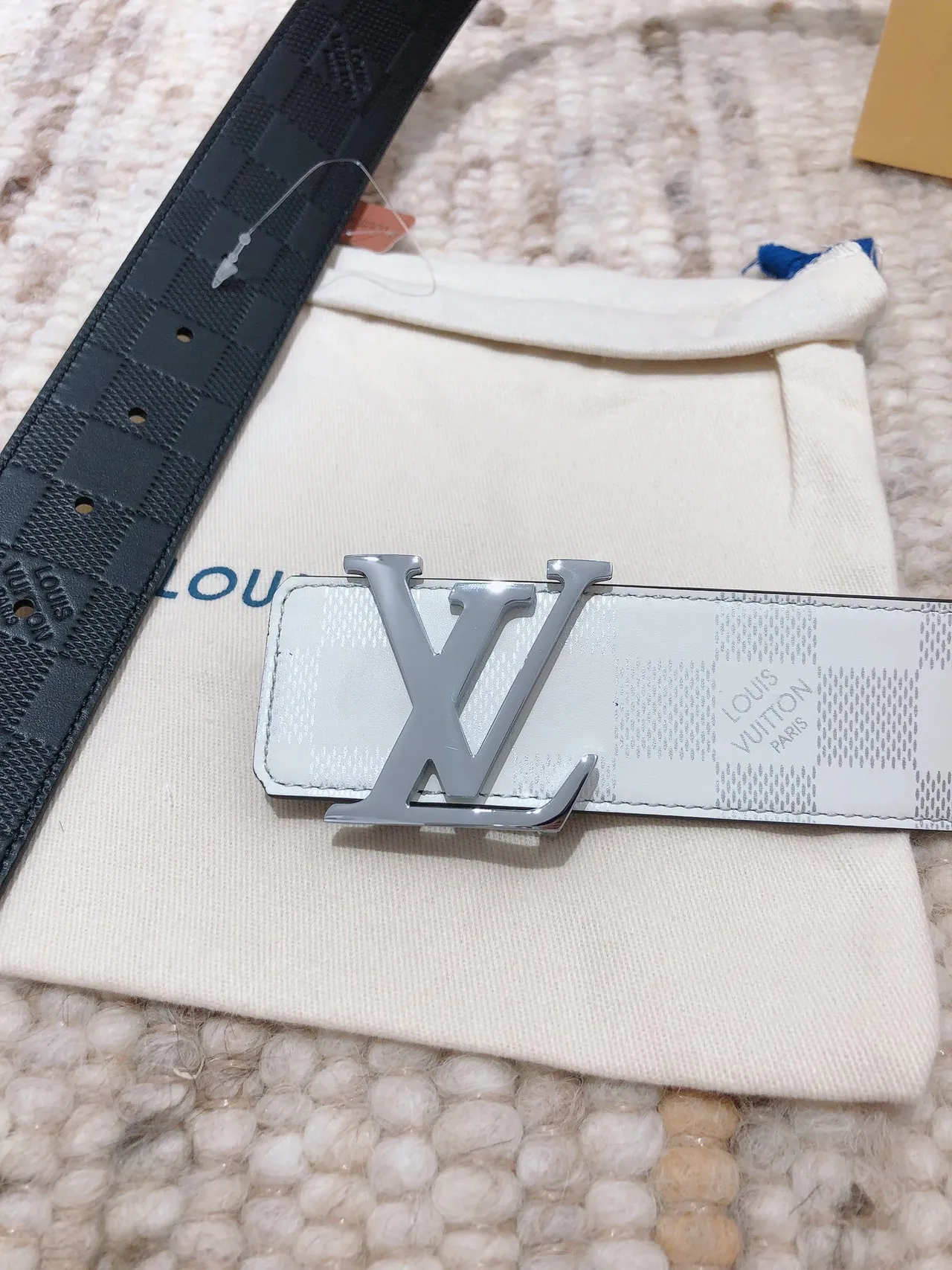 Louis Vuitton LV Ceinture Blanc et Gris Damier Cuir 8