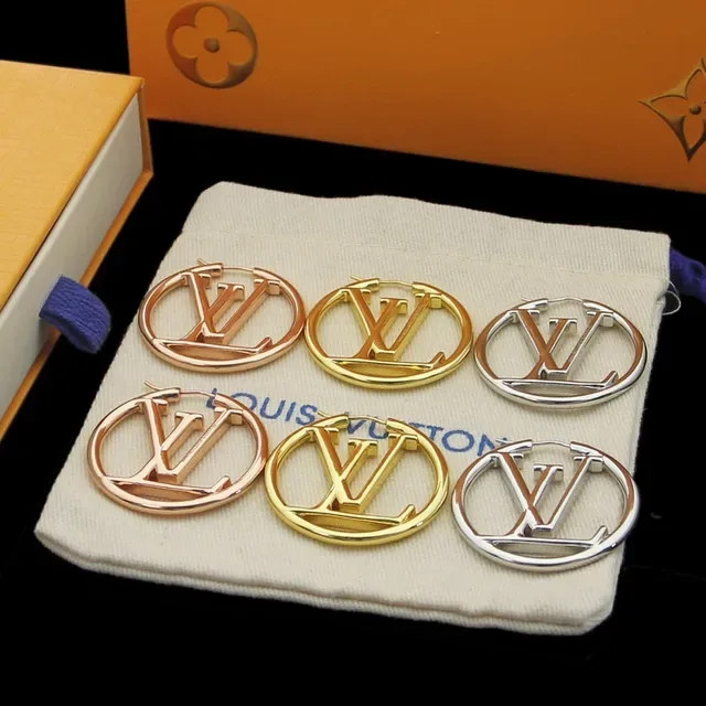 Boucles d'oreilles Louis Vuitton LV Circle Hoop Gold Silver Circular Interlocking Monogram 6