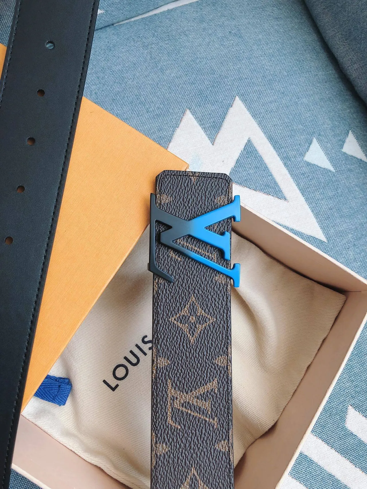 Louis Vuitton LV Initiales Monogram Coated Leather Belt 9