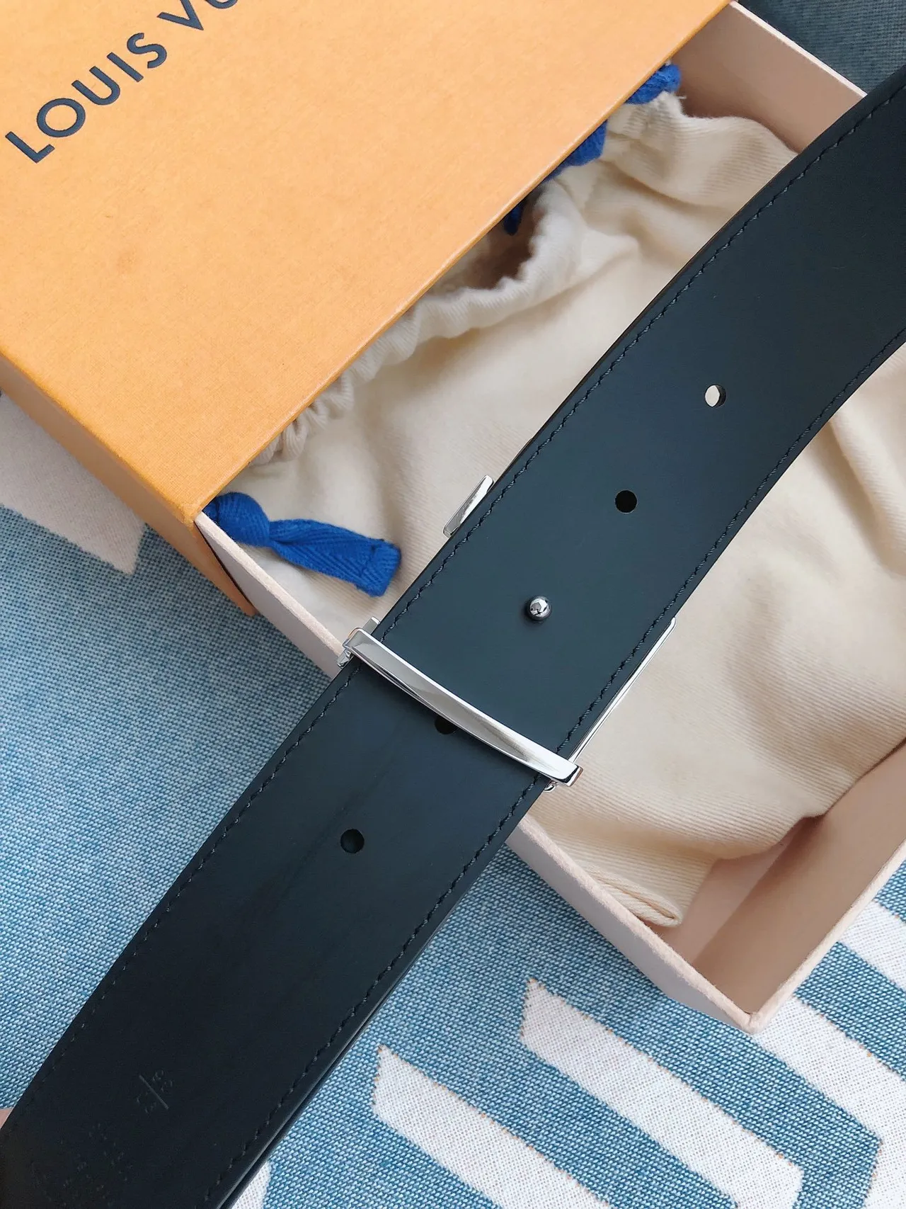 Louis Vuitton LV Initiales Monogram Leather Belt 8