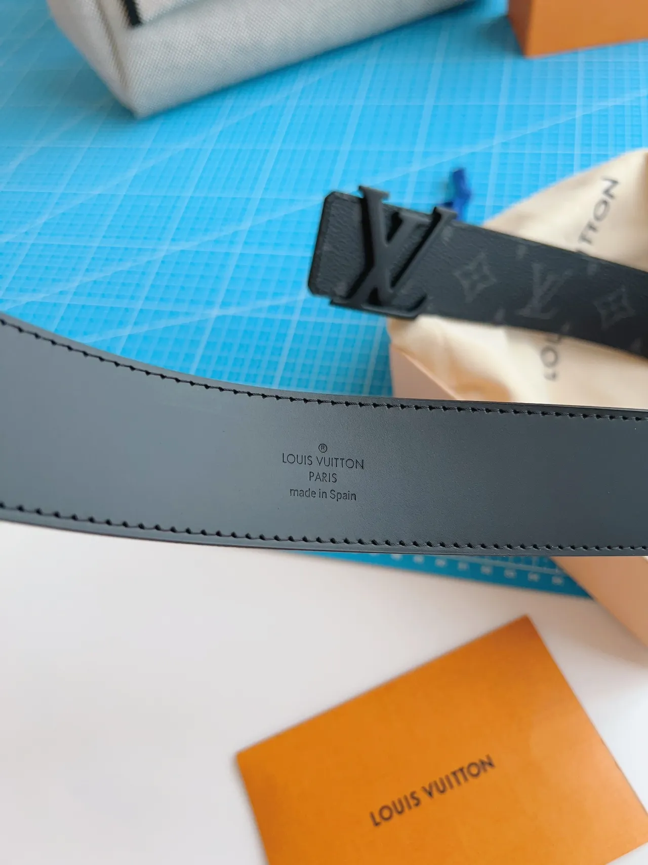 Louis Vuitton LV Initiales Monogram Leather Belt 2