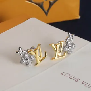 أقراط Louis Vuitton LV Monogram Crystal Floral Stud