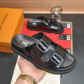 Louis Vuitton LV Slide Pantuflas Negras Brillantes con Doble Hebilla