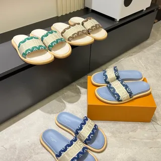 لويس فويتون LV شرائح المونوغرام الشبكية الزلاج