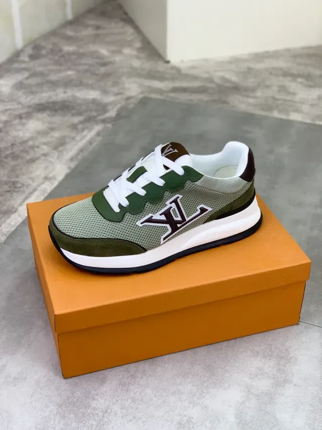 路易威登 LV Trainer 军绿色白色 网布与麂皮叠加 oversized 单色字母图案 生活方式运动鞋 4