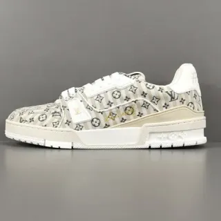 Louis Vuitton LV Trainer Bege Branco Monogram Canvas Upper Sola Chunky Multicamadas Lifestyle Sneakers