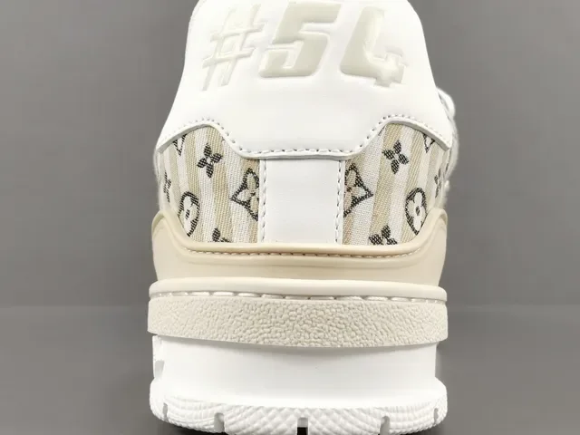 Louis Vuitton LV Trainer Beige Blanco Monogram Canvas Upper Suela Gruesa Multicapa Lifestyle Sneakers 6