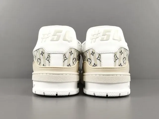 Louis Vuitton LV Trainer Beige Blanco Monogram Canvas Upper Suela Gruesa Multicapa Lifestyle Sneakers 17