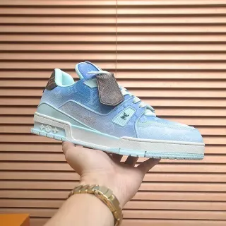 Louis Vuitton LV Trainer Zapatillas Lifestyle Azul Beige Monogram Lona Capa Superior Esculpida Suela Intermedia