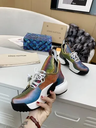 Louis Vuitton LV Trainer Multicolore Blanc Iridescent Monogrammé Supérieur Sculpté Semelle de Plateforme Baskets Chunky 5