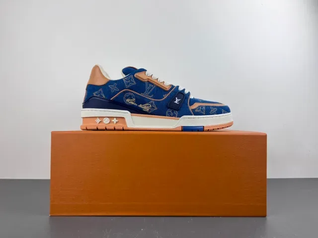 Louis Vuitton LV Trainer Navy Beige Denim Upper Monogram Print Lifestyle Tênis 14