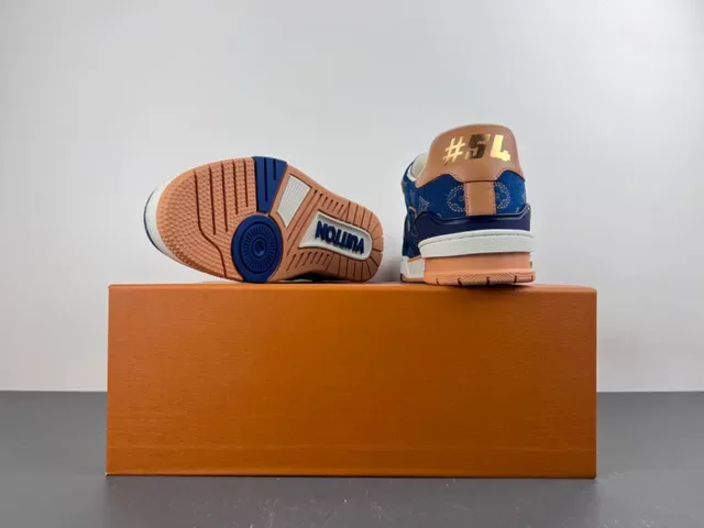 Louis Vuitton LV Trainer Navy Beige Denim Upper Monogram Print Lifestyle Tênis 15