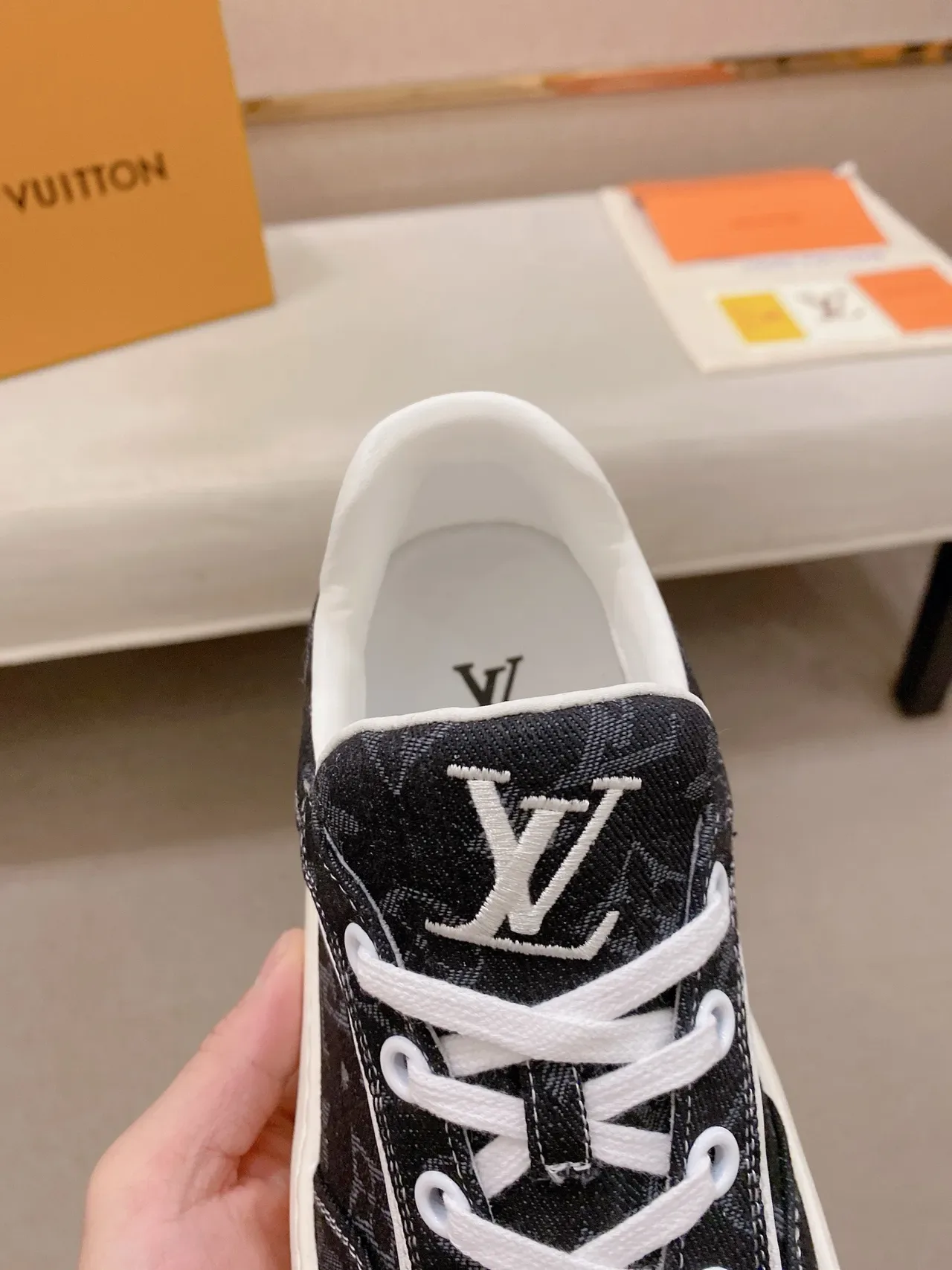 Louis Vuitton LV Trainer Navy Beige Monogrammed Denim Upper White Side Stripe Zapatillas Lifestyle 6