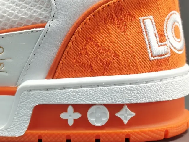 Louis Vuitton LV Trainer Zapatillas Lifestyle Naranja y Blanco Low-Top de Capas Textil-Cuero-Malla 7