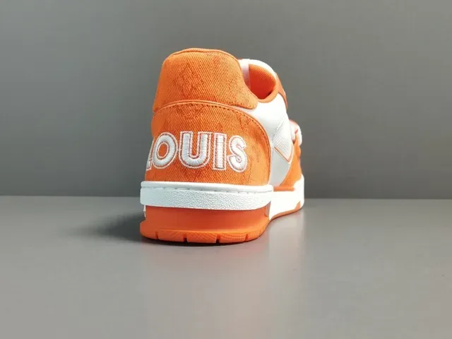 Louis Vuitton LV Trainer Zapatillas Lifestyle Naranja y Blanco Low-Top de Capas Textil-Cuero-Malla 17