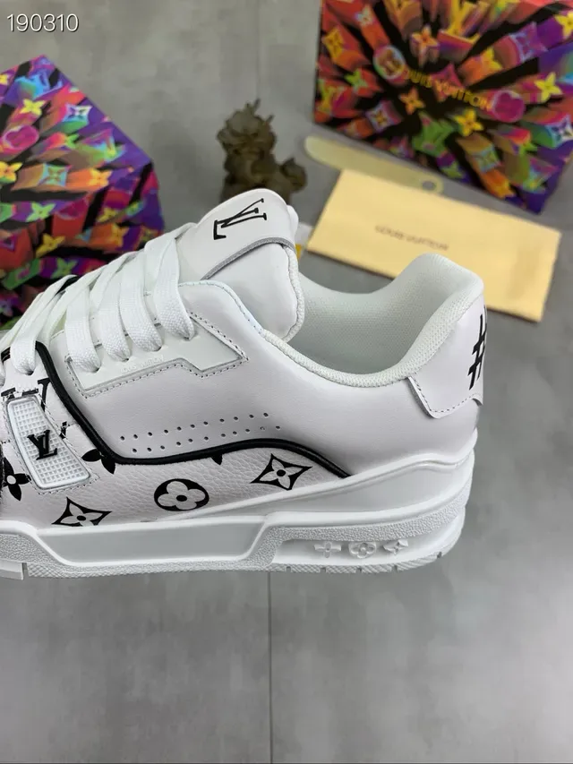 Louis Vuitton LV Trainer Blanc Noir Monogram-Print Cuir Basse à lacets Lifestyle Sneakers 3