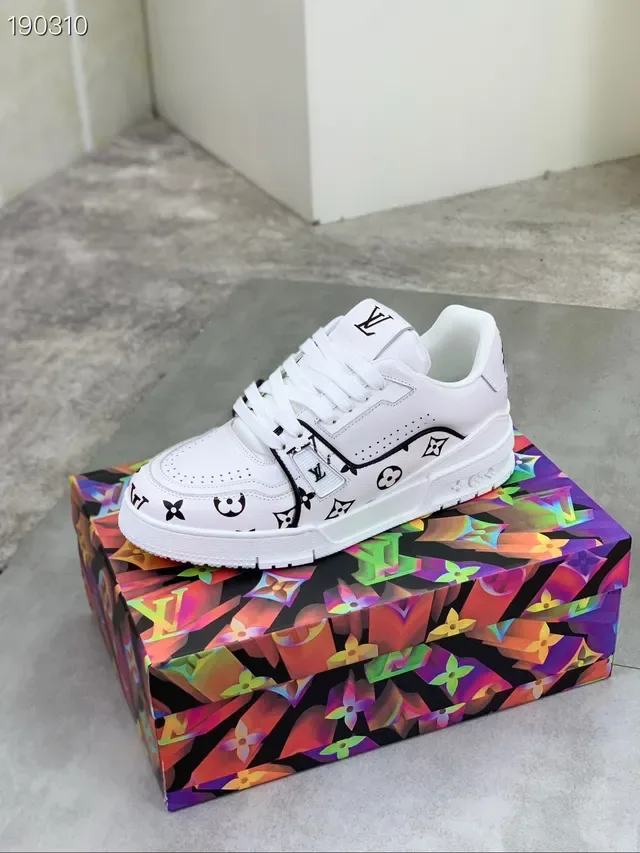 Louis Vuitton LV Trainer Blanc Noir Monogram-Print Cuir Basse à lacets Lifestyle Sneakers 5