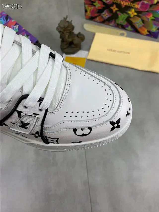 Louis Vuitton LV Trainer Blanc Noir Monogram-Print Cuir Basse à lacets Lifestyle Sneakers 6